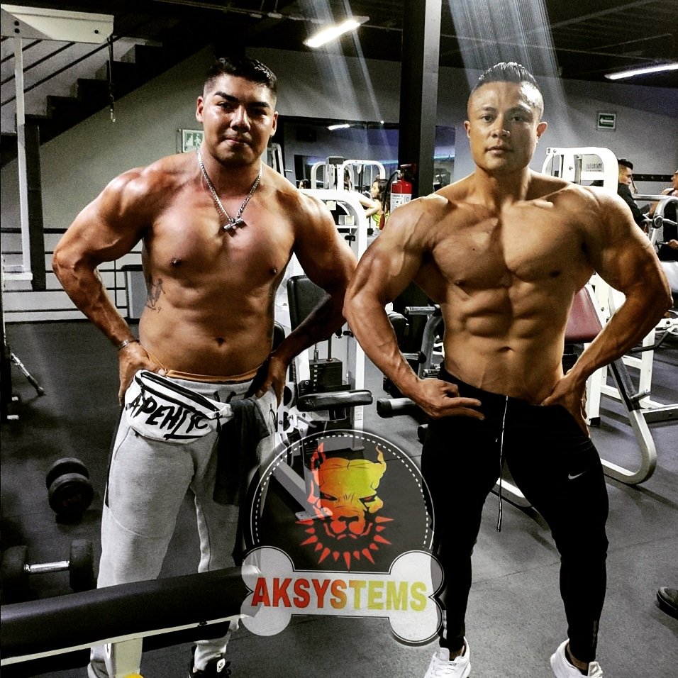 CaballeroUziel's tweet image. Vámonos para arriba otra vez
Ya tenemos los planes así que a chingarle hermano
#aksystems 
#lajauria 
#volumenvsdefinicion