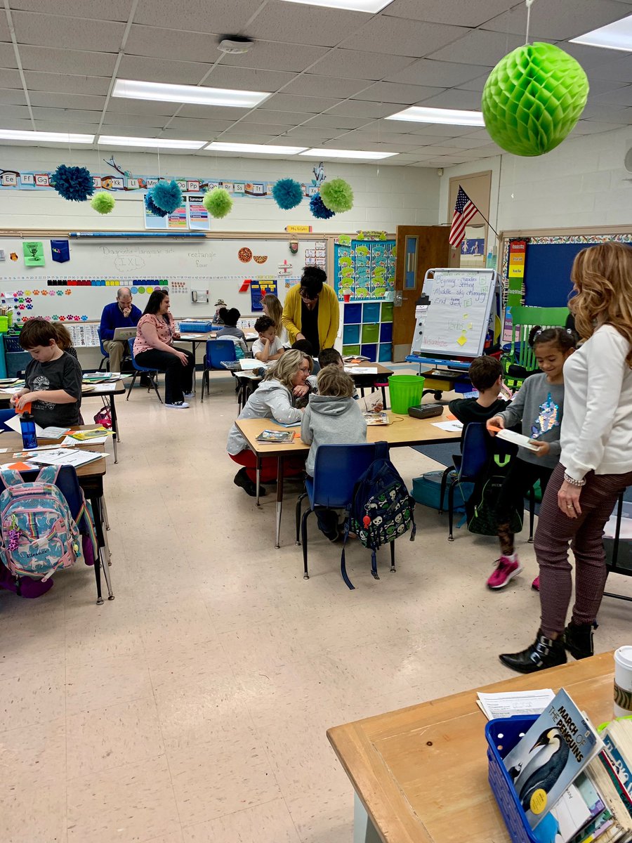 NJTeacher2Teach's tweet photo. THANK YOU BEDFORD HILLS SCHOOL! Fun and joy in learning! Thank you for welcoming the Jersey girls to your beautiful school! #literacy #professionaldevelopment @DrCrystalEd @BedfordHillsES @MelindaMisjuns @BedfordHillsES @NaIntoccia @LCSEDU @TheStemChick https://t.co/eDXLtoqoNV