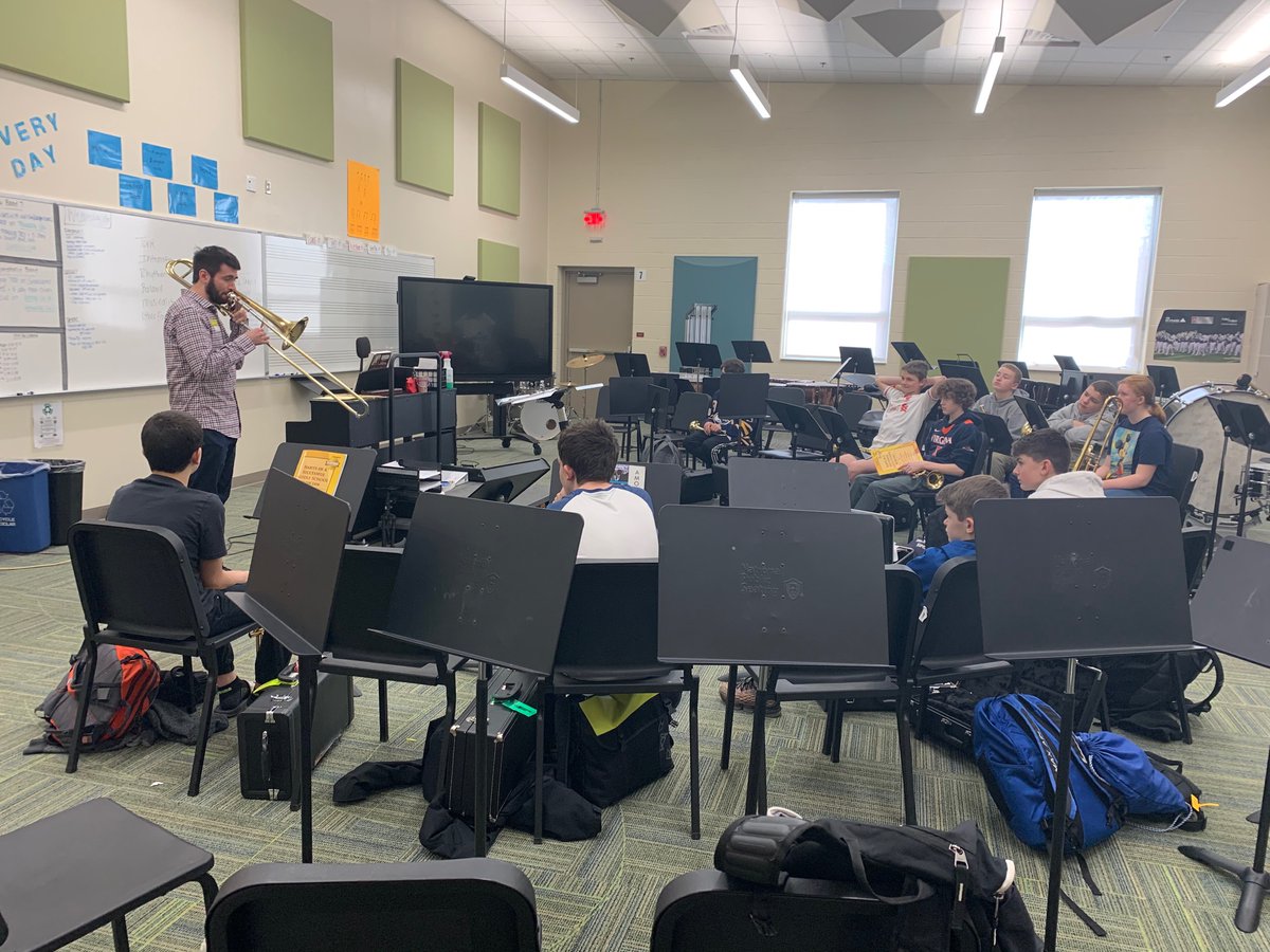 jamesblairband's tweet photo. What a treat to have Mr. Espy, a professional trombonist and local private teacher, as a guest clinician in our Symphonic Band brass class today! He performed for the class and then gave a low brass sectional πΆ #JBMSBand #BandFamily #PowerInTheWeb #WeAreWJCC https://t.co/htxjQjgQoB