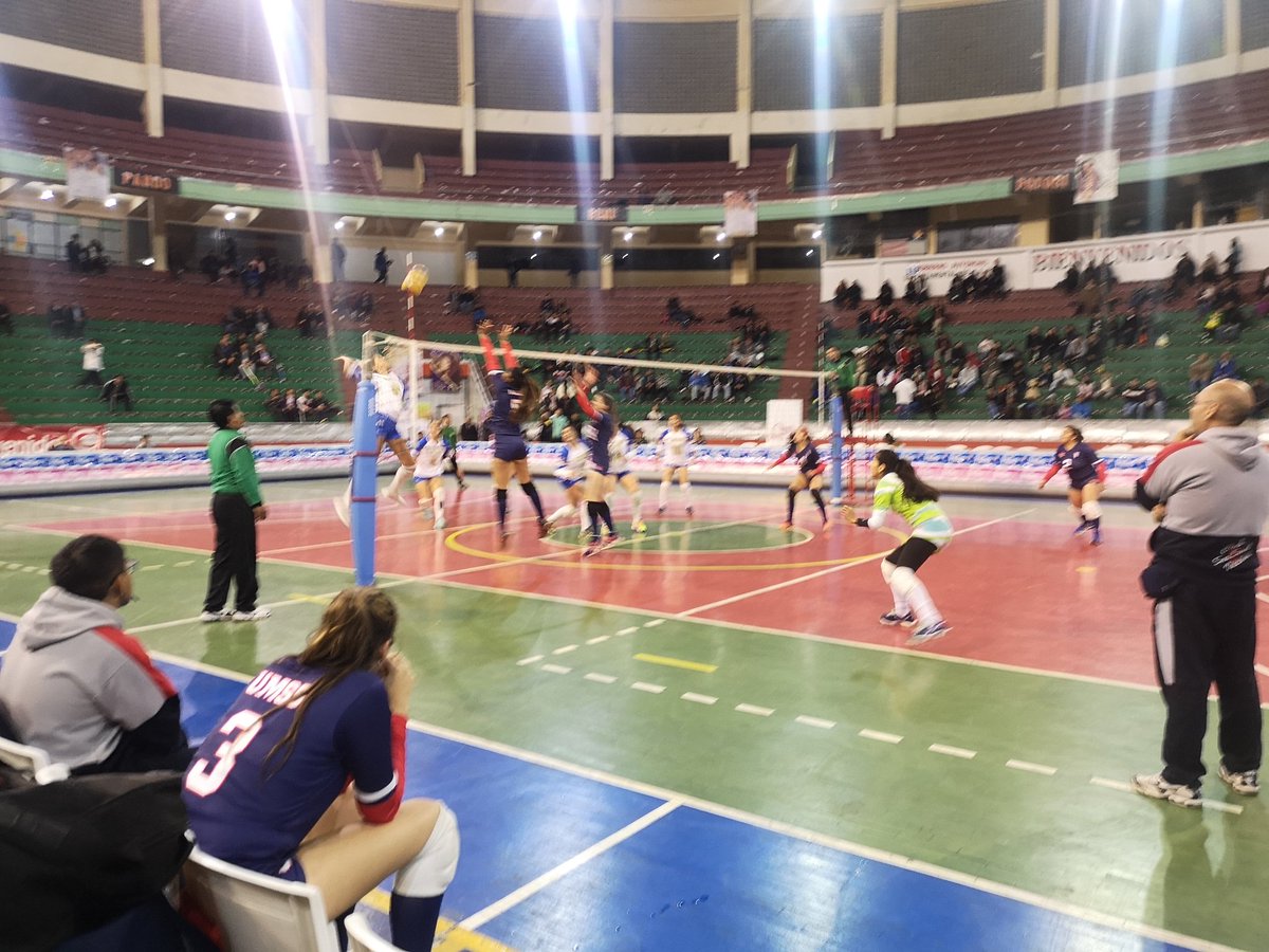 latebol's tweet photo. #Voleibol | Jornada 3 de la #LigaSuperiorVoley damas
17:00 #America - #SanSimon
18:30 #Olypic vs #AlbertEinsten
20:00 #UCB vs #SanMartin
https://t.co/6ddfz2wUXe https://t.co/6gdtPx7MJw