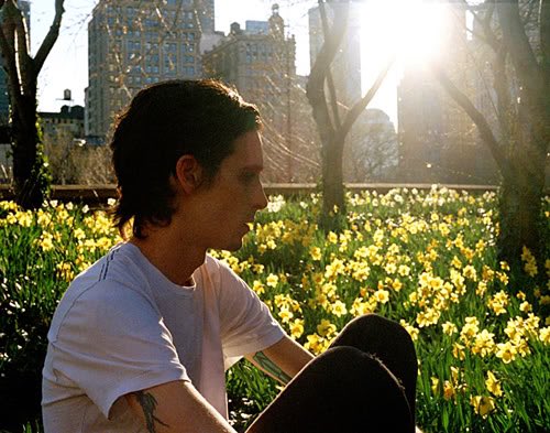 Okay so I know that James Ransone was a probably-definitely a heroin addict when these photos were taken but the photography?? The art of these shots?? My amateur photographer is SWOONING