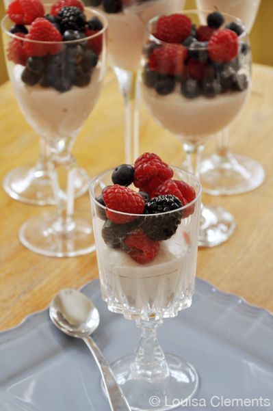 Red raspberry lemon cups!

These are light and delicious. Follow the recipe >> 
buff.ly/2HRH4z6 
#recipe #glutenfree