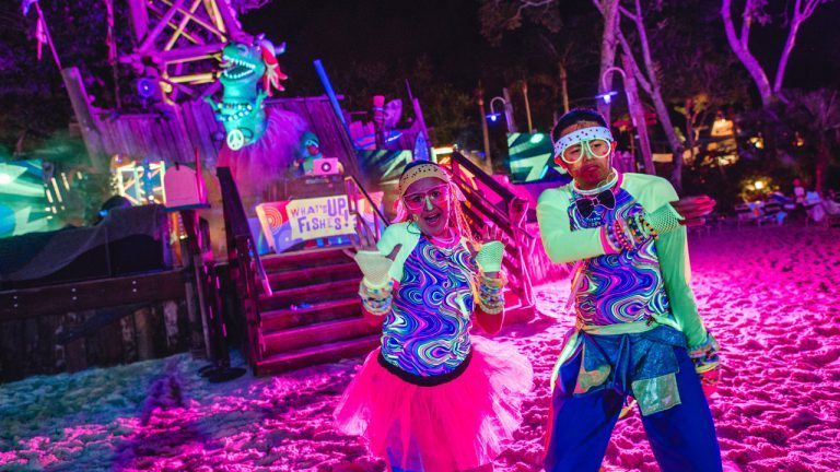 mbeck23's tweet photo. #H2OGlow Nights Returns to Disneyโs #TyphoonLagoon this Summer, Tickets On Sale Now! #WaltDisneyWorld #DisneyWorld #WDW https://t.co/liWyX8YGpx https://t.co/T8hk7BfcCd
