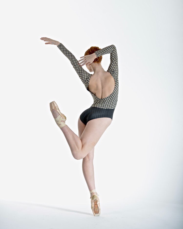 Amandarosehall's tweet photo. Professional Ballerina https://t.co/UTSt9yqaMS