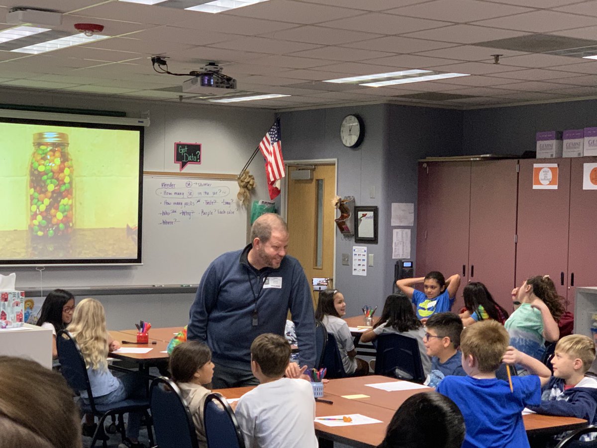 moniquedp11's tweet photo. Thinking about intentionality and purpose with Graham! @gfletchy @mossmanelem @ccisdlearns #ccisdelemath #mosslearns @BayEaglesSoar @thinkfree1976 https://t.co/j8npbumqWG