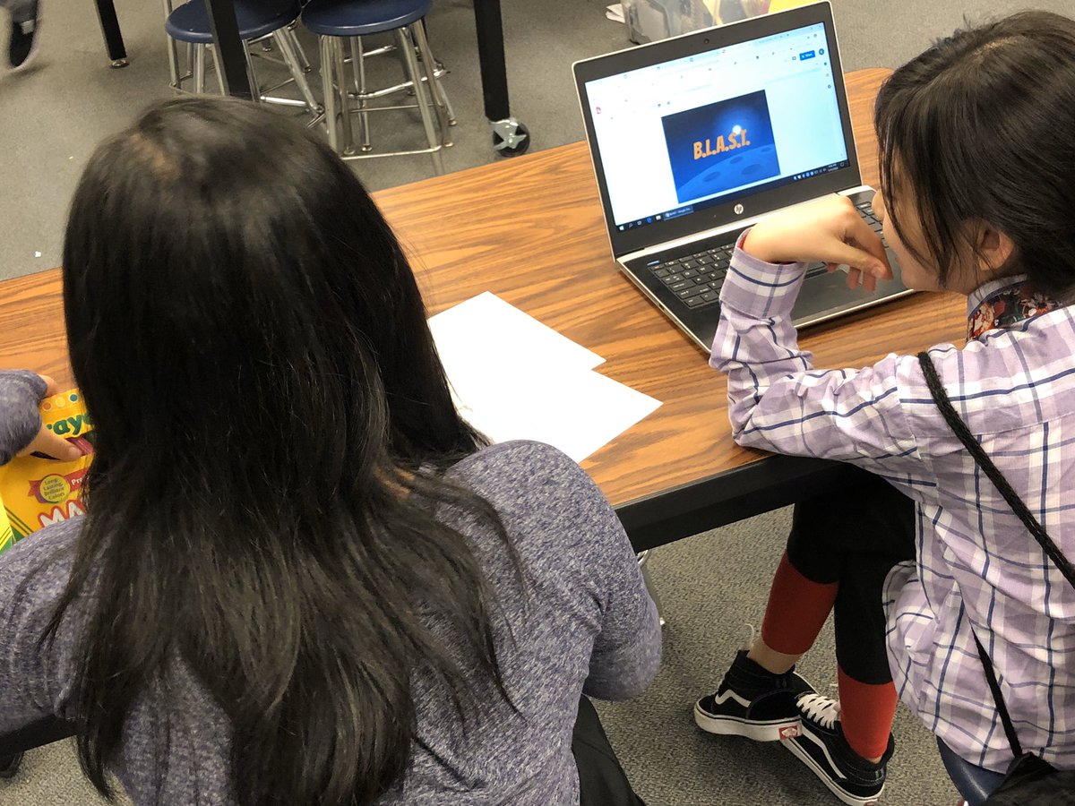 <a href="/Guinn_Academy/">Guinn STEM Academy</a> #CCSDBLASTLeague inaugural teams working on their first challenge <a href="/CTEinCCSD/">CCSD #CareerTechEd</a> <a href="/Zappos/">Zappos.com</a> #GirlsinSTEM #girlpower