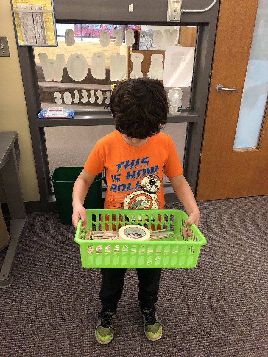 KelseyAhern3's tweet photo. Some building inspiration from a kindergartener! “If you can dream it, you can build it!” https://t.co/5cbaKlgUJP