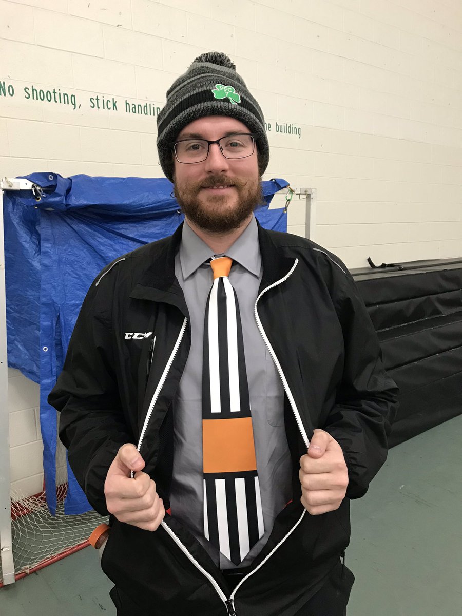 WMHOfficials's tweet photo. Weird Al, dressed like a ref off the ice tonight https://t.co/FyfRZj6Phb
