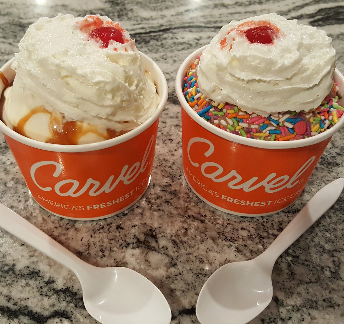 3decades3kids's tweet photo. Must be Wednesday! #wednesdayissundae at @CarvelIceCream #bogo #carvel https://t.co/7r3TzA0oaI