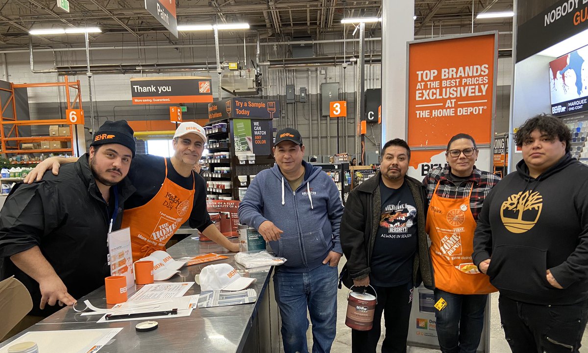 Maira_THD's tweet photo. Meet our new Behr Rep, John, during  our Pro-Sample Sheet Demo; talking Pro business @0935. Thank you Team! https://t.co/4b0tmpgxrs