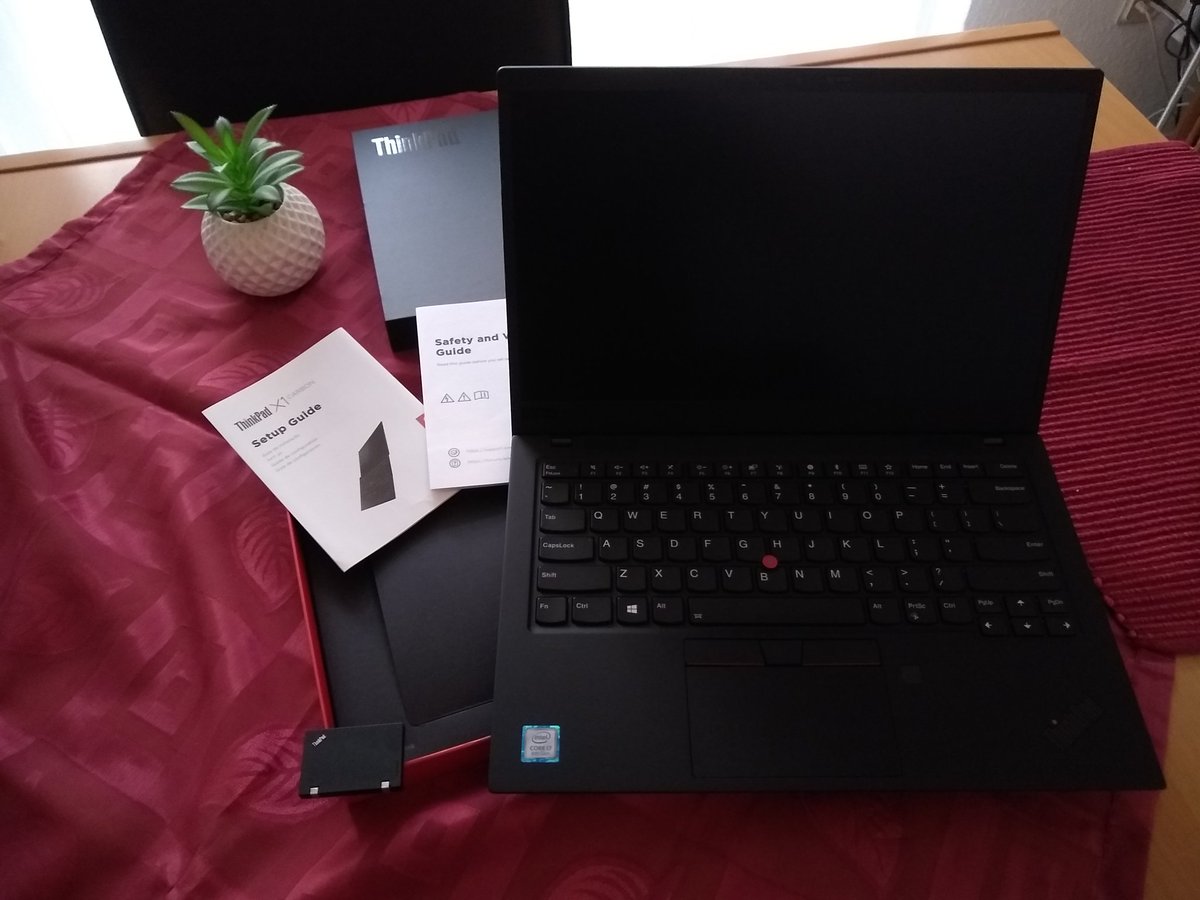 Tom_ZR_Race's tweet photo. What makes my life #smarter ? Using a Thinkpad every day. The genius method of input combined Trackpoint and keyboard (on some models also with touchscreen) makes my life so easy that work is a dream.
What is it for you?
#ThinkPad4Life #LenovoIN @LenovoIN https://t.co/X4RrH1v2FS