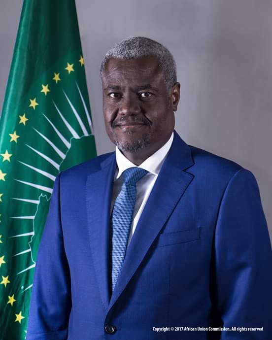 Malemajunoirgc1's tweet photo. #AfricanUnion is an organisation that was put in place to colonised #Africa. Because it's has no capability to resolve the conflicts in #Africa Since #France is in control for decades now. We #Africans are too slow to take #Actons. Is time we start to denounce #AU. https://t.co/rOneVB1h75