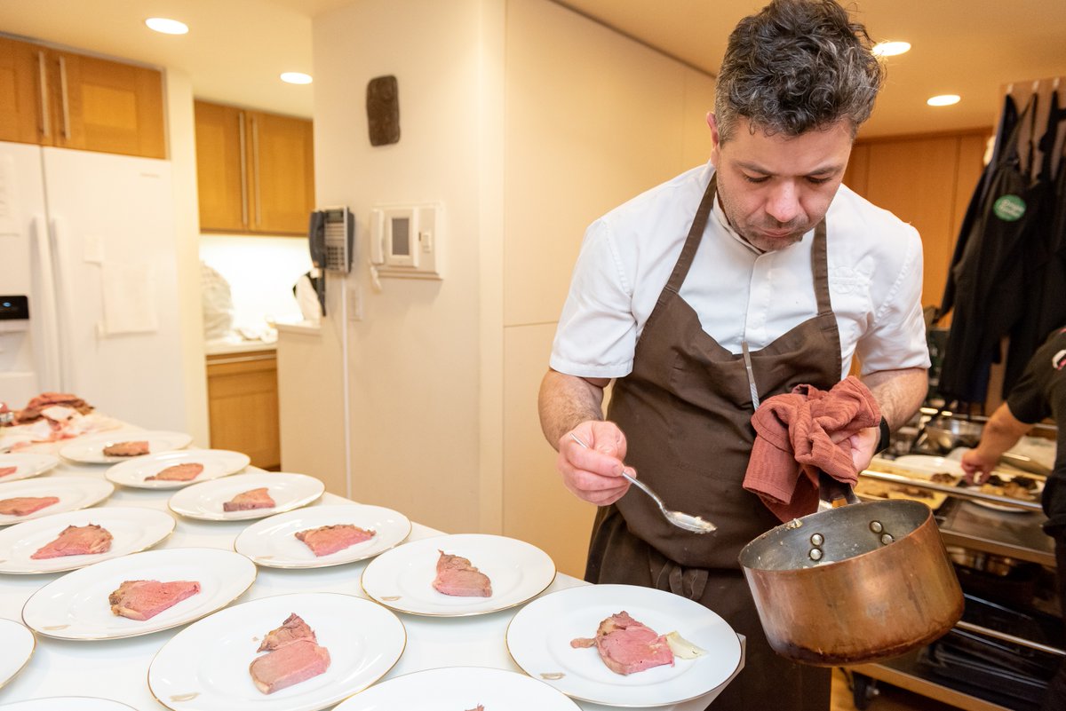 アイルランド大使館 Ireland In Japan On Twitter 1月14日 当館と Bordbia の共催で ショーケース アイリッシュ ディナー を開催 腕をふるったのはゴールウェイのミシュラン星付きレストラン Galwayloam のシェフ Enda Mcevoy氏 アイルランド産食材を使用した