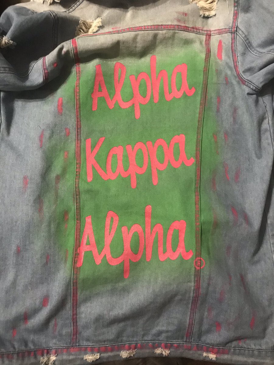 CCWilliams1908's tweet image. If you didn’t know, now you know. 💗💚💗💚 #AlphaKappaAlpha #MuKappaOmega #112YearsofServicetoAllMankind