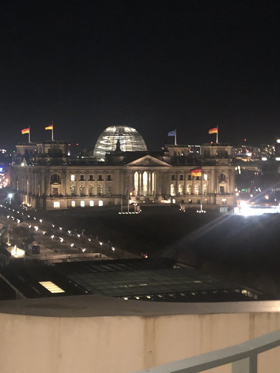 ArminLaschet's tweet photo. Beratungen im Kanzleramt beendet. Kohleausstieg ist beschlossen. Stilllegungsplan für Braunkohlekraftwerke- und tagebaue steht. Nordrhein-Westfalen geht voran bei Ausstieg aus Kohleverstromung und CO2-Reduktion. Hambacher Forst bleibt erhalten. Pariser Klimaziele werden erreicht https://t.co/4bOwIzguWL