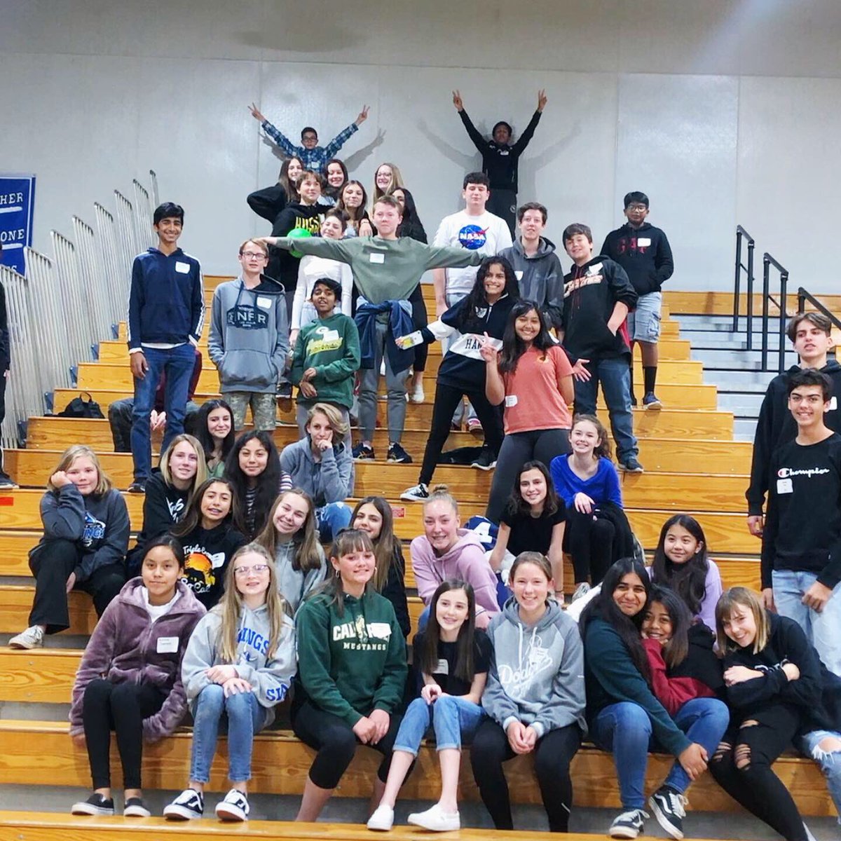 MNMSorg's tweet image. Valley View Middle School kicking off the semester with a week of Changemaking! These Vikings are ready to lead their peers and leave a legacy of positive change on campus🙌
