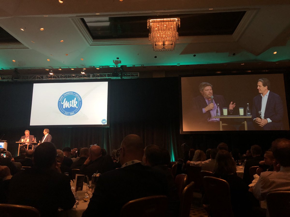 CrowleyArklie's tweet image. The way to end the day at #DFOAGM2020- with @brendanshanahan!

Looking forward to hearing the lessons @MapleLeafs President has to share with a room of dairy farmers (&amp;amp; hockey.. dare I say Leaf fans!)

Think we can get him to drink that glass of🥛on the table?! #MilkMoustache