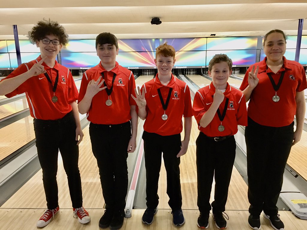schildscience's tweet photo. EMS Bowling has a great first JV match in Manhattan. We conquered nerves and led with strong metal focus. On top of it all, we brought home 5 medals!  8th Boys: Terrence(1st), Finias(3rd), Riley(4th)    7th Boys: Eli(1st)    7th Girls: Anessa(2nd) #EmporiaProud https://t.co/1H39YJSf5D