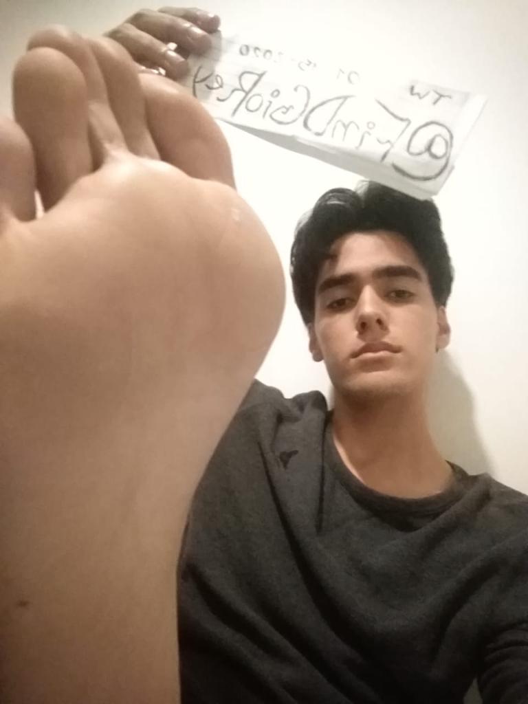 FinDGioRey's tweet photo. Now I'm serious. Give me your hard worked money because i deserve it. You will be dominated.

#findom #cashrape #paypig #CASHMASTER #finsub #footfetish https://t.co/q2xo6a0NhZ