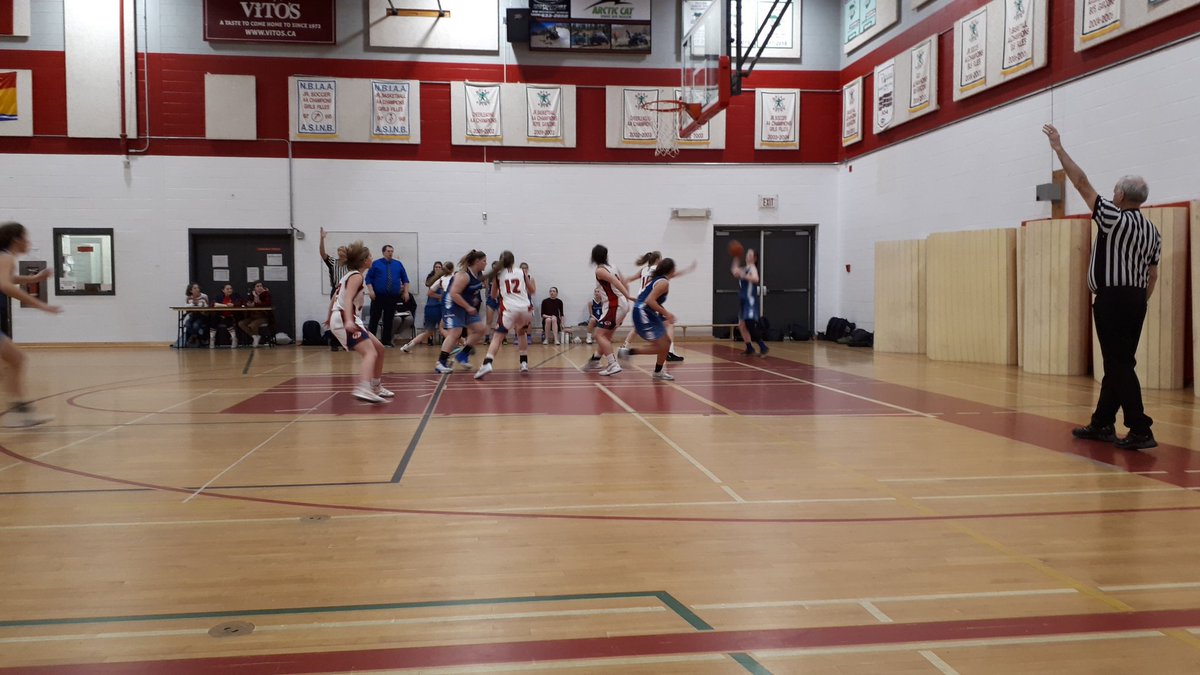hjmers's tweet photo. The Rothesay Red Hawks edged the Fundy Mariners in a fast paced action filled game tonite in Rothesay. Great effort by both sides!
The loss is the Mariners first in Southern Conference play while the Red Hawks sit at two losses.
@nbhoopnews @FundyFMHS https://t.co/rwjvdFdOji