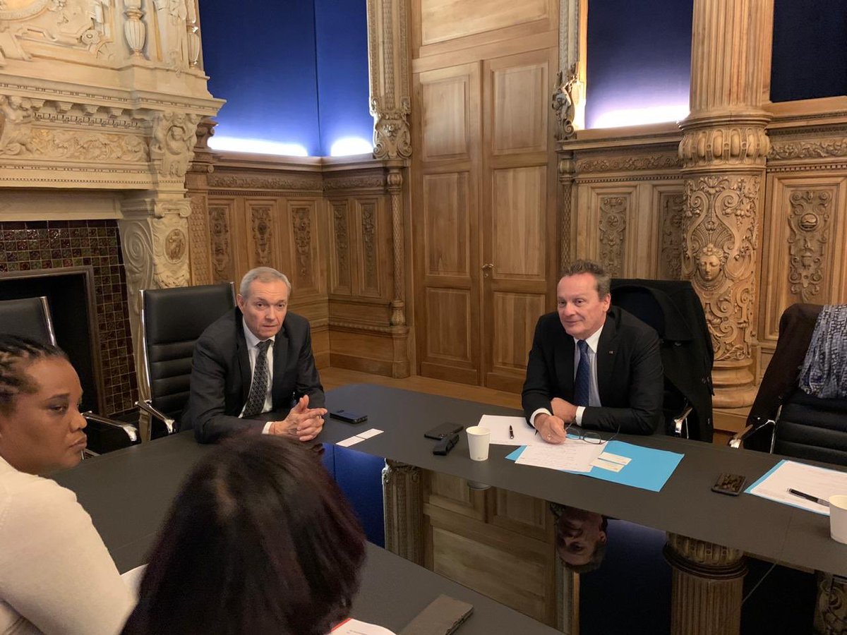 MedefGuyane's tweet photo. Réunion du Comité Outre-Mer du #MEDEF aujourd’hui à Paris. A retenir:
#réélection de Bruno BLANDIN Président du Comité au Conseil Exécutif national. 
Rencontre avec #Bpifrance pour discuter du développement de l’offre territoriale, au profit des #entreprises ultramarines. https://t.co/aHJ1KceINN