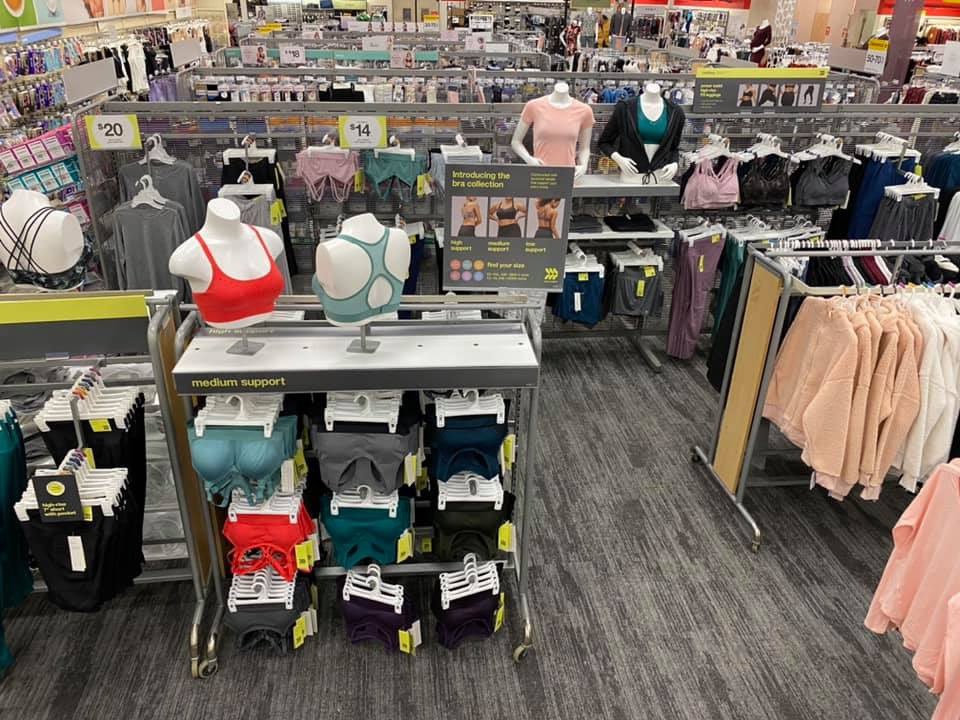 Neesha15119513's tweet photo. All In Motion is now in women’s! Another amazing set with @Jennife68280506 https://t.co/lkZsprJwCP