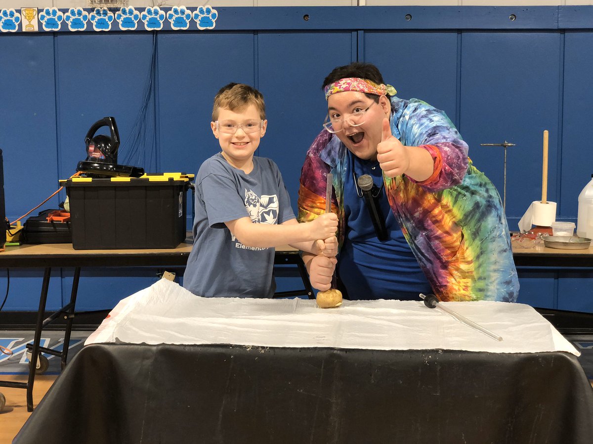 Paws_Pride's tweet photo. More science fun! 🧪 #sciencetellers https://t.co/Hp8WChzk2J