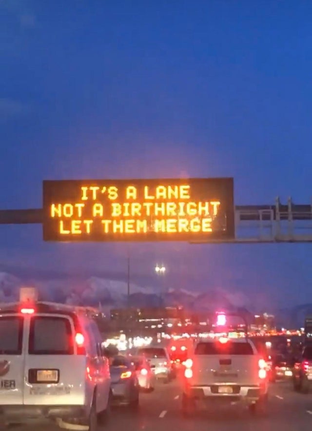 MensHumor's tweet photo. Don't be an asshole. https://t.co/9BaenMtBzD