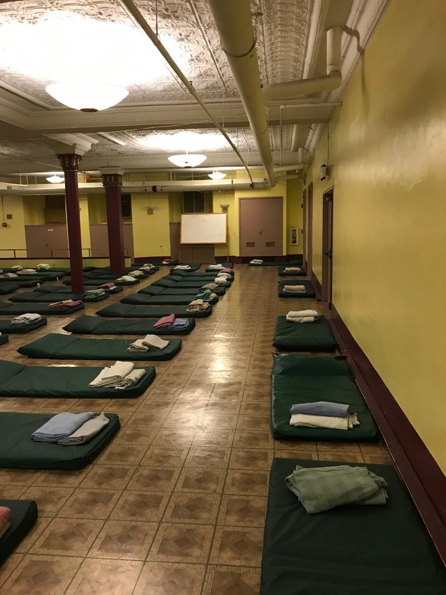 SF_HSH's tweet photo. #SFHOT will be conducting outreach, handing out supplies and conducting wellness checks during the rain tonight and tomorrow. Please invite our unhoused neighbors to come indoors via 311 or through the Winter Interfaith Shelter. https://t.co/vXG8PYmY1s https://t.co/cTtxAOJitu