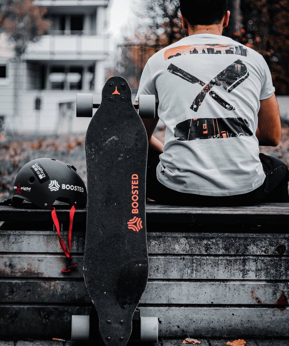 FOLLOWER FEATURE: <a href="/anatolmenke/">Anatol Menke</a> (on Instagram) is an amazing photographer. We're grateful to share some of his amazing shots, just like this one. His style is unique and uniquely warm. Definitely go take a look at some of his work and share some love!
.
#boostedboards