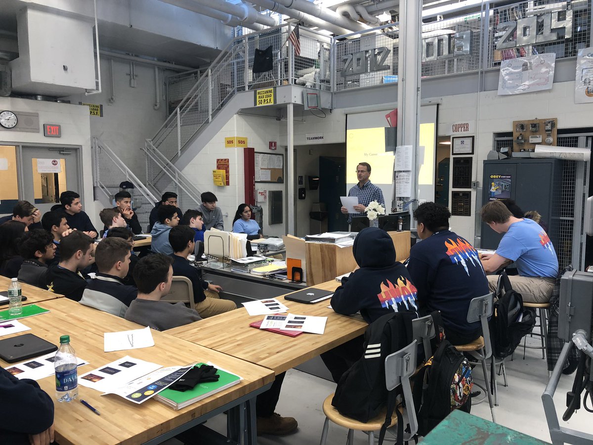 AbbottHVAC's tweet photo. Thank you to the Next Generation of Pros presentation to our 10th and 11th graders. Lots of useful information on career opportunities. https://t.co/cOzfCX90s6