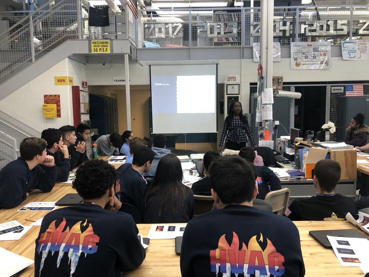 AbbottHVAC's tweet photo. Thank you to the Next Generation of Pros presentation to our 10th and 11th graders. Lots of useful information on career opportunities. https://t.co/cOzfCX90s6