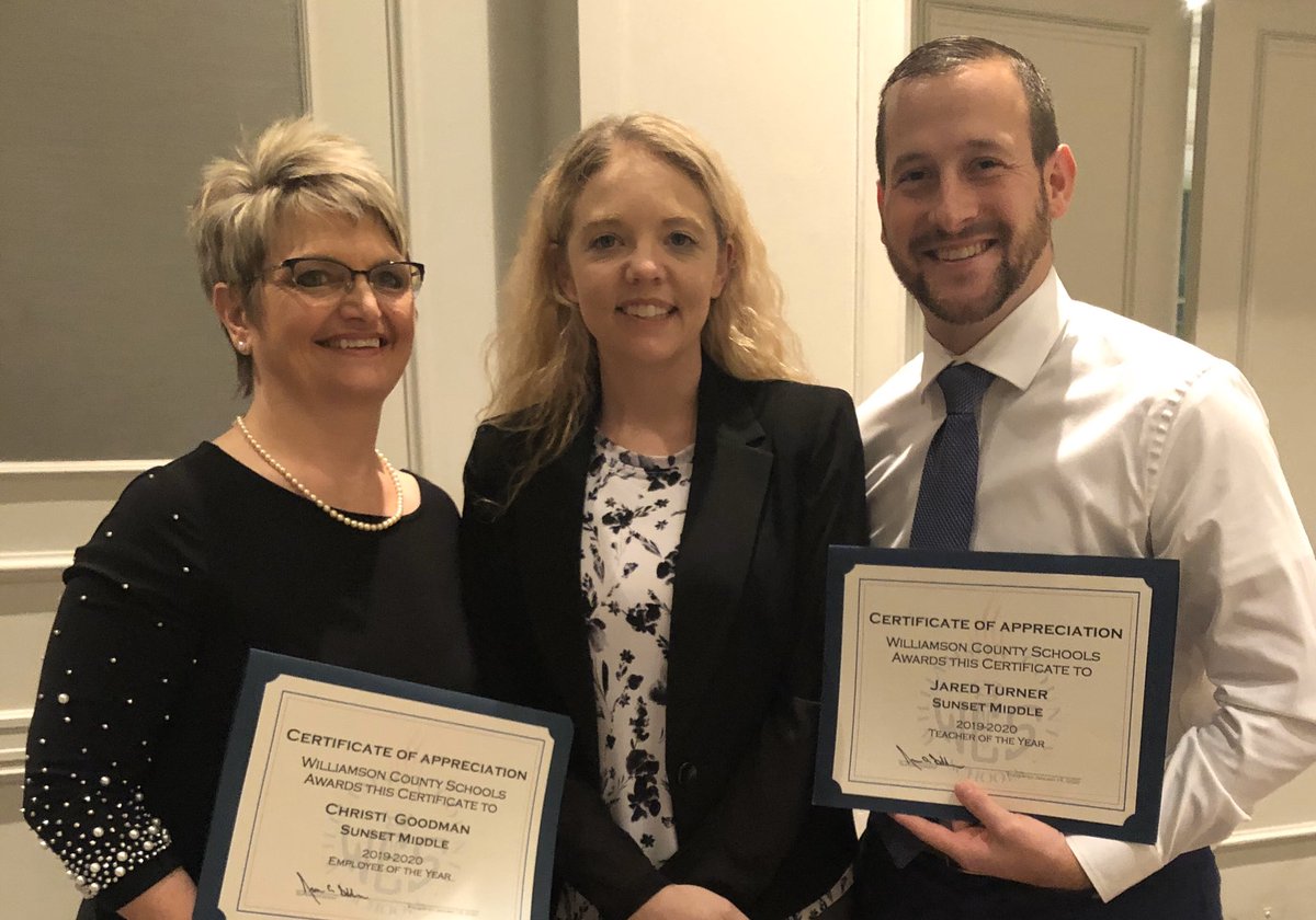 wcsSMSamym1's tweet photo. 🌅 Tonight we celebrate our school employees of the year, Christi Goodman and Jared Turner!  
🔸🔷@wcsSMS 🔷🔸 https://t.co/efE4cABMkp