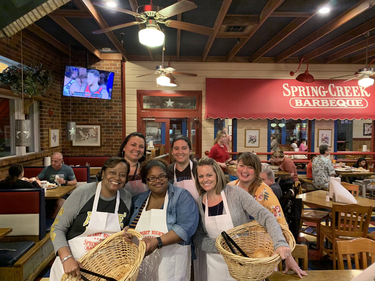 Amanda Garrett tweet media