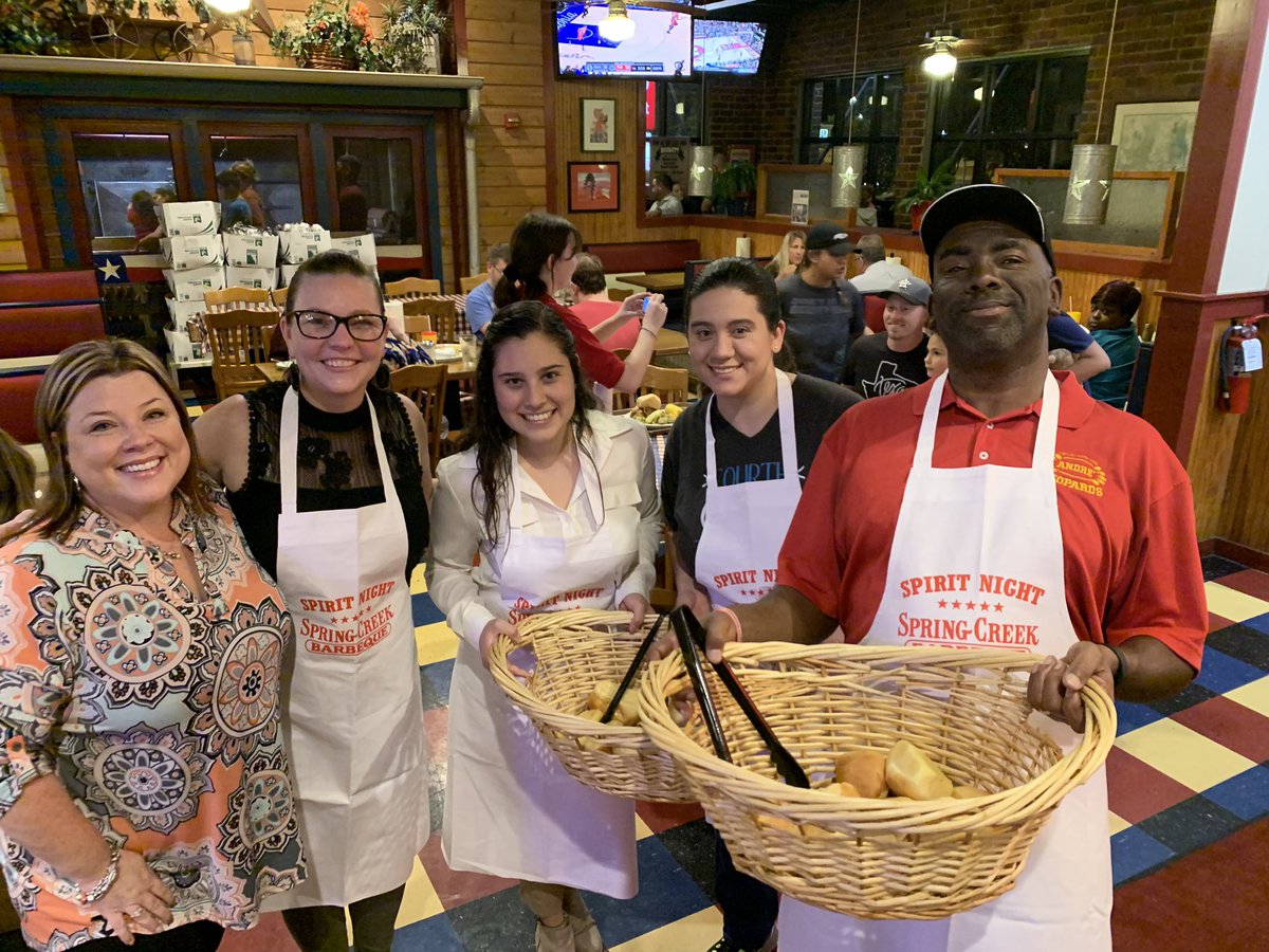 Amanda Garrett tweet media