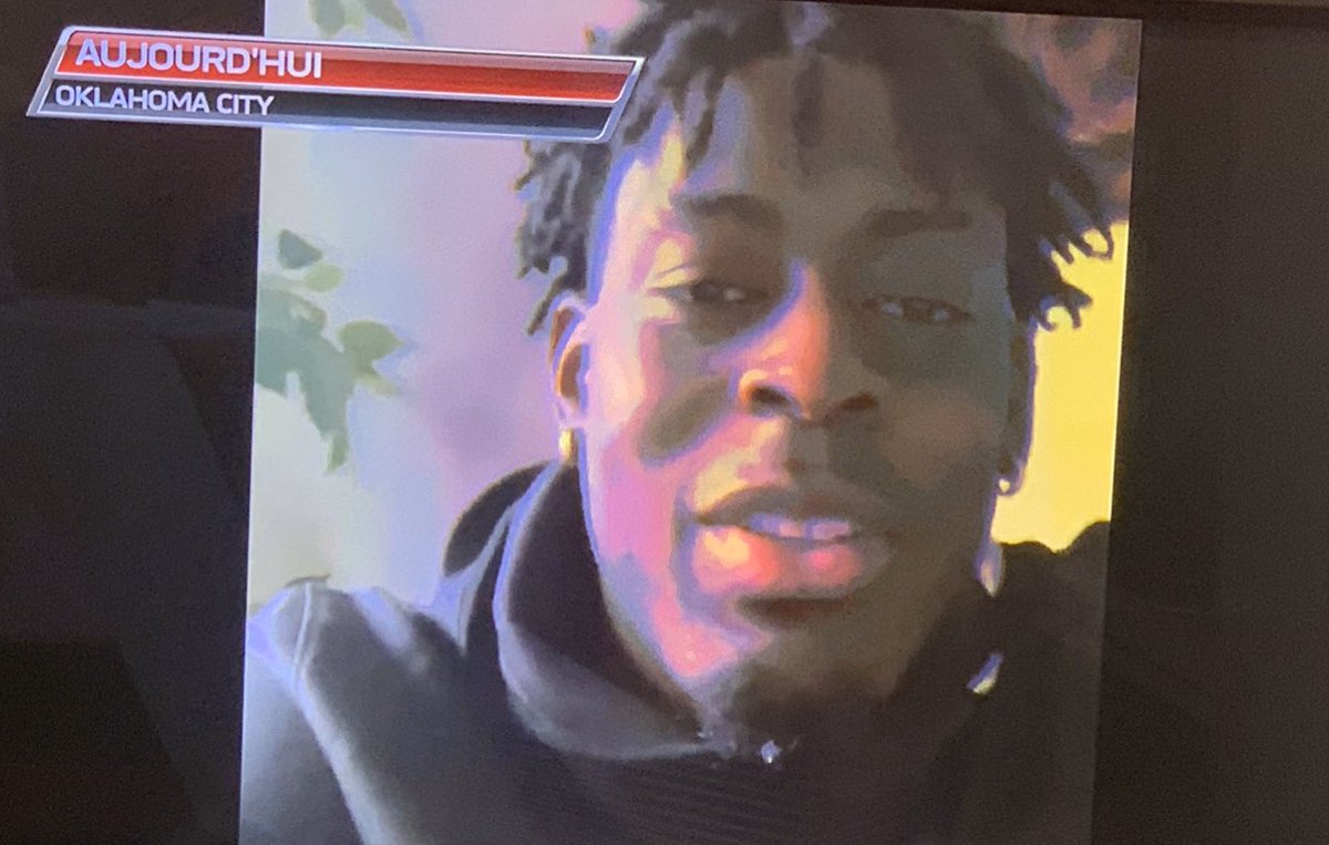 PeteYannopoulos's tweet photo. Merci @luguentz d’être avec nous ce soir sur #RDS2 pour féliciter Bennedict Mathurin avec sa décision!! La fierté de Montreal!! #OuiPapa #QuebecMade @brookwoodelite @RDSca https://t.co/DK3qV2phLN