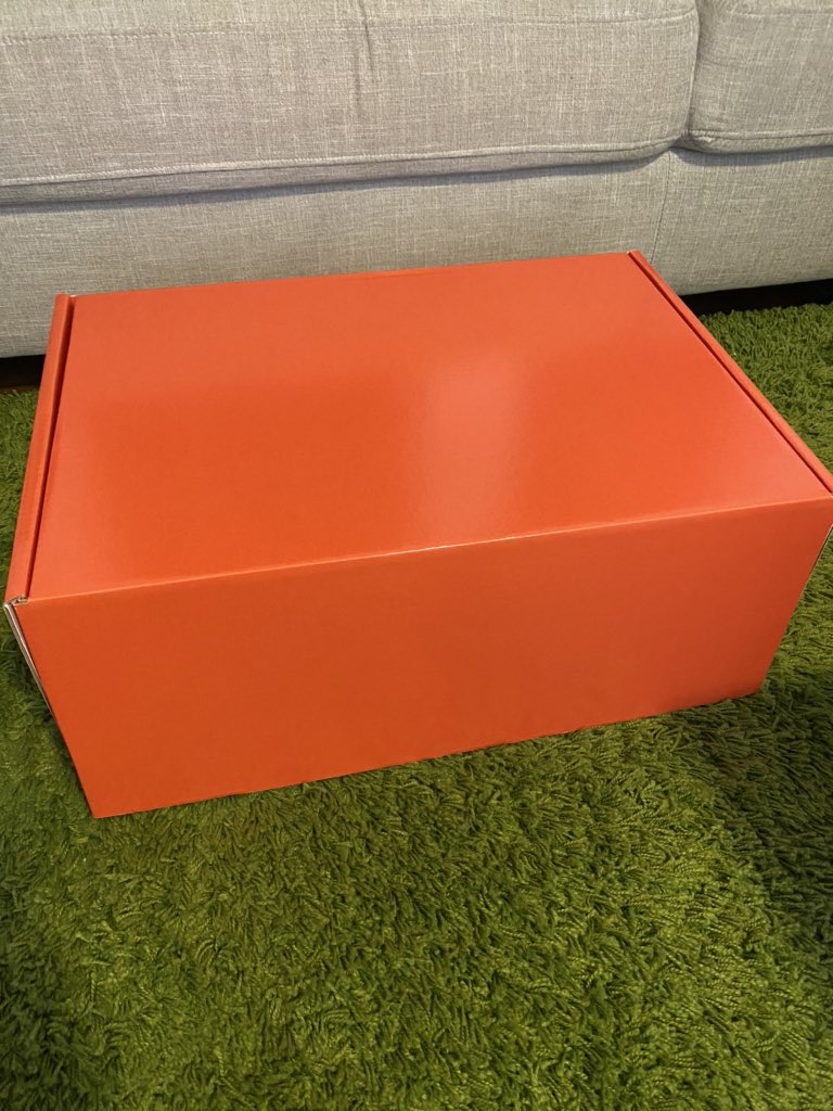 therealkimj's tweet image. I’M CRYING