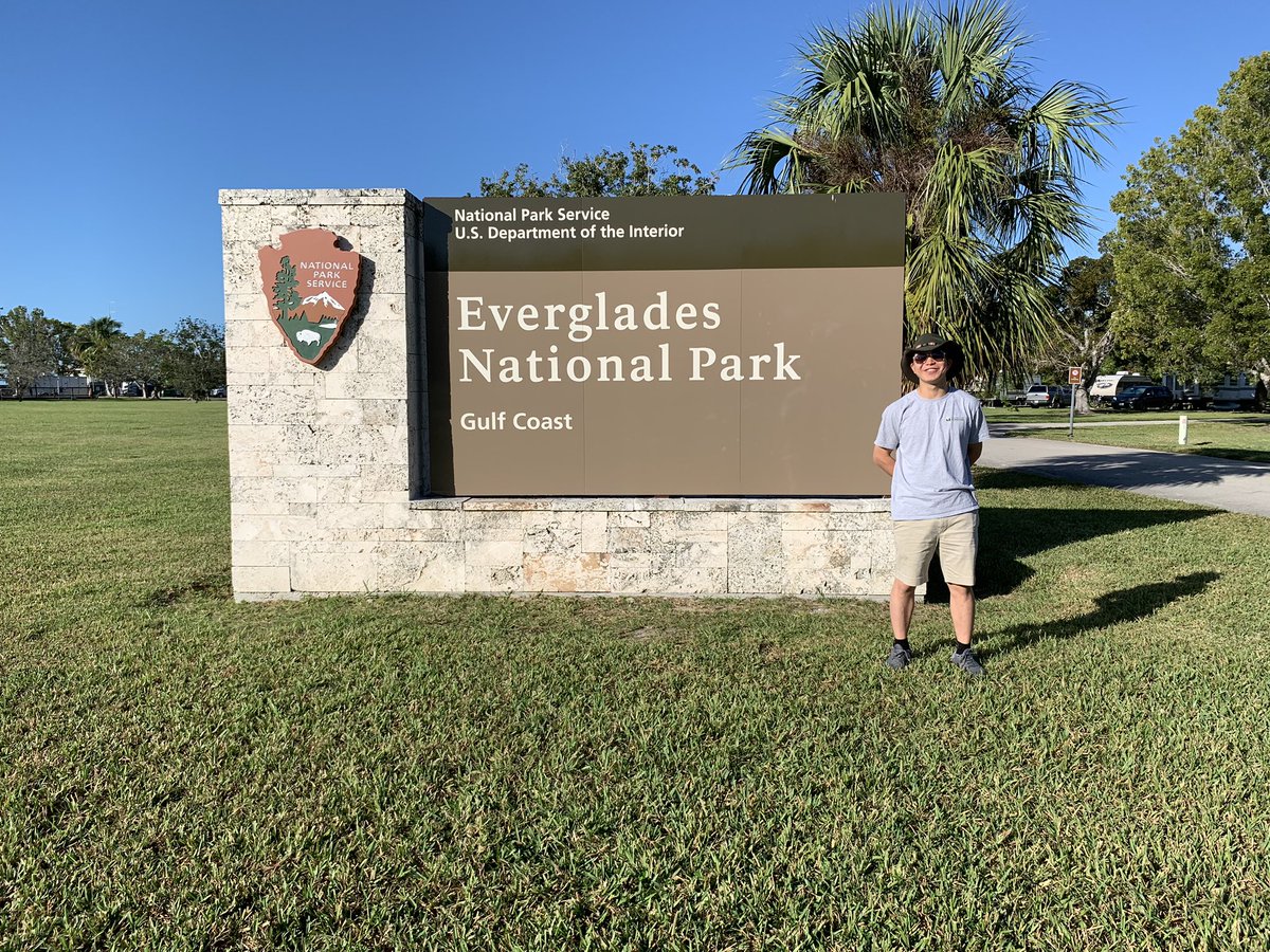 Matthew27185575's tweet photo. Today we went to Gulf Coast Visitor Center and went on ride on a pontoon boat . We visited the park in the water and saw birds also dolphins jumping out of the water ! 🐬🐬🕶🧢🌎🗺🦜🦢☀️⛴🏝🚗🛣🌴🌳 https://t.co/hRfiam6VTN