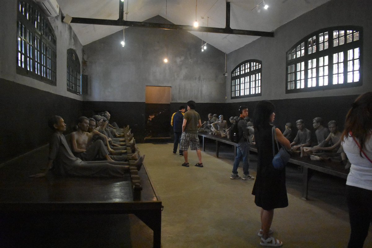 LisaMKinch's tweet photo. Old meets (and makes way for) new at the Hỏa Lò Prison site, perhaps better known as the 'Hanoi Hilton'. 

Follow my impressions of culture, history and architecture around Vietnam on Instagram. https://t.co/LvL5yTFWfH

 #Instagram #Vietnam #Hanoi #Architecture #StudyTrip https://t.co/dldiO1ICk6