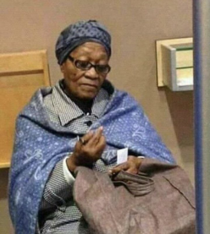 ms_tourist's tweet photo. Today’s #AskAman will be very interesting ..I am waiting for #Isichitho to trend. @METROFMSA https://t.co/1hYacDpVBr