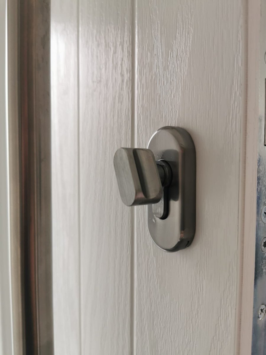 bespokedarlo's tweet photo. Composite Door in Anthracite Grey, Sandblast &amp; Clear Etched glass sides with contemporary furniture including a thumb turn lock 🤩 @Checkatrade @WhichTraders @CheckednVetted https://t.co/pOSxy9S1ld