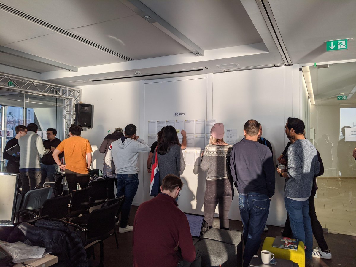 FREENOW_PA's tweet photo. We kicked off 2020 with a #Hackdays event with developers, scrum masters, IT, data engineers, data scientists &amp; the product team from #Berlin &amp; #Hamburg for 2 days of creative problem solving.

It was great to see so many ideas come to life 🚀

#alwayslearning #movelikeyou https://t.co/whCa6RuVCD