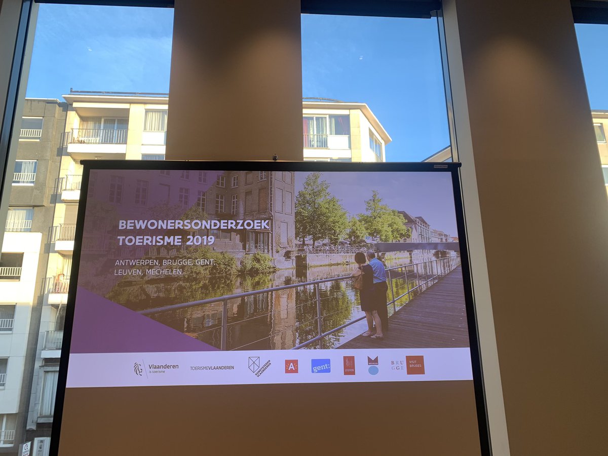 Klaar voor persconferentie over de nieuwe bewonersstudie toerisme in de Vlaamse kunststeden. Straks resultaten op onze website. Benieuwd! <a href="/toerisme_vla/">Toerisme Vlaanderen</a>