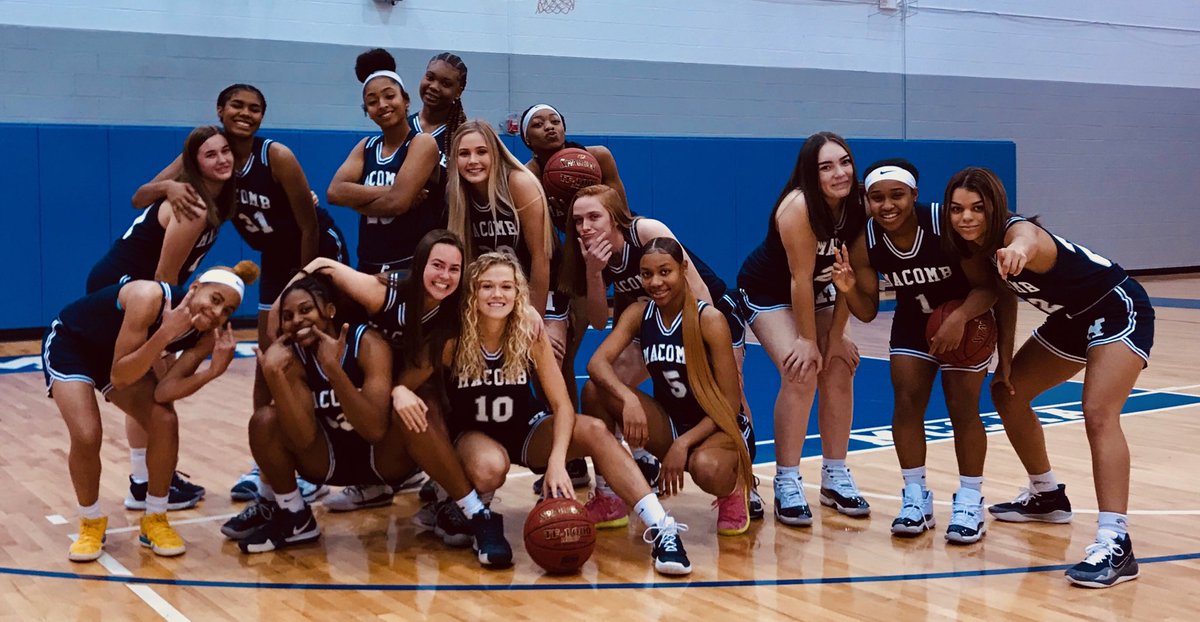 CoachLemm31's tweet photo. Big win tonight! More records fall. So proud of this team. They are family! We >me attitude. Love this team! We are absolutely a destination. 🏀 https://t.co/hXlit58uxB