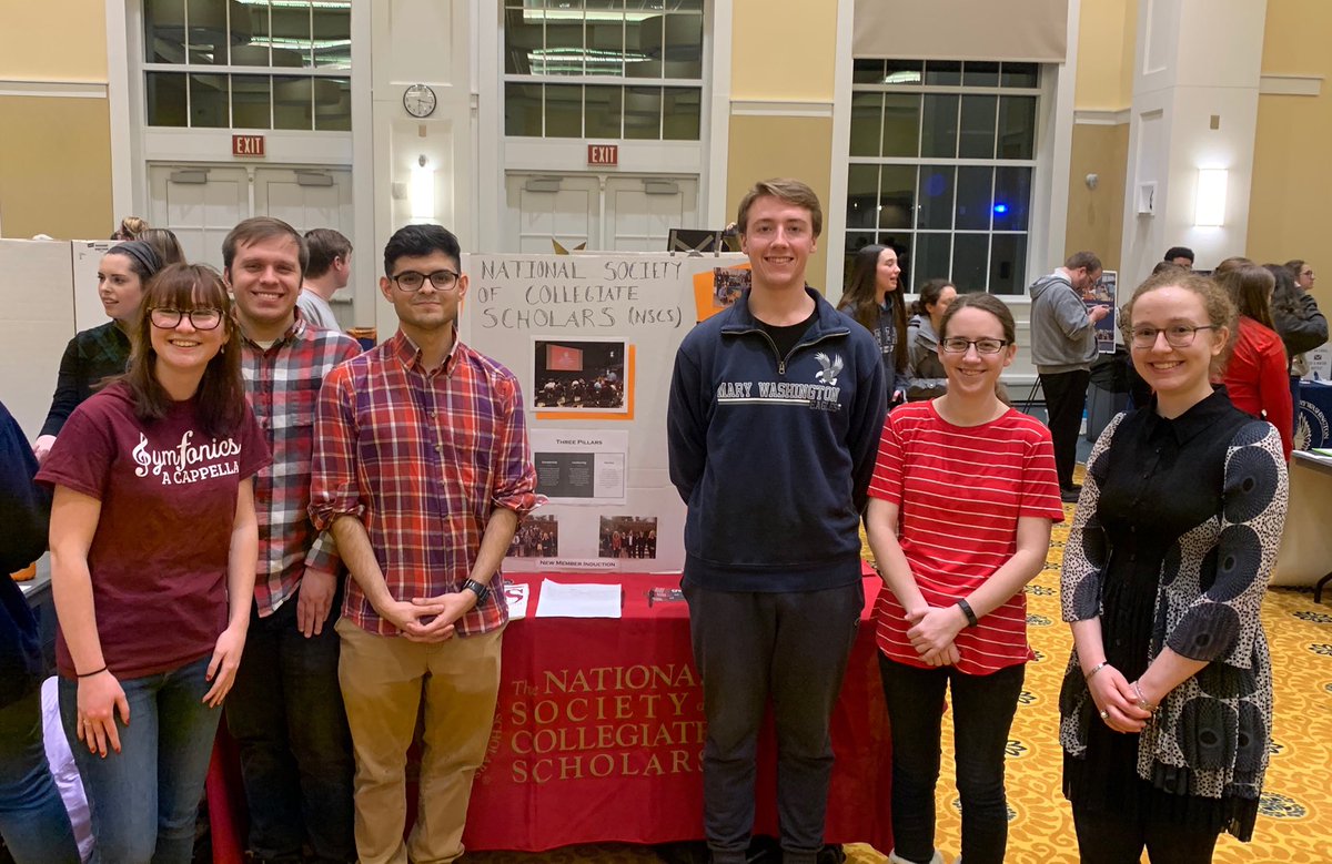 UMWNSCS's tweet image. Thanks so much to everyone who came out to our table club carnival this evening! We had such a great time meeting and talking to potential new members.  Pictured here are some of our lovely officers in front of our table, including last year’s president!