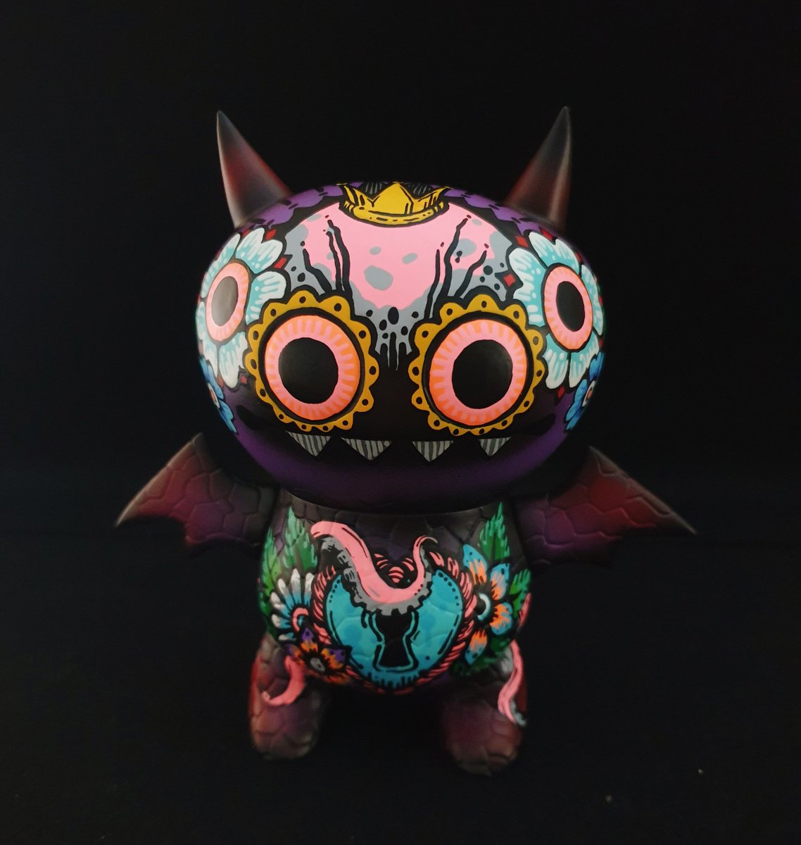 ratokimtoy's tweet photo. 2020.2.9 WF (Line up 04)
Ice bat - Tattoo ver.
Ice bat artist @davidzhorvath
Custom by - ratokim
( one - off )
💖( This is already reserved. thank you much)💖
You can see at the WonderFestival2020
#wonderfestival
#icebat
#ワンダーフェスティバル
#wf2020 #sofvi #ソフビ https://t.co/oYNiv7r4hI