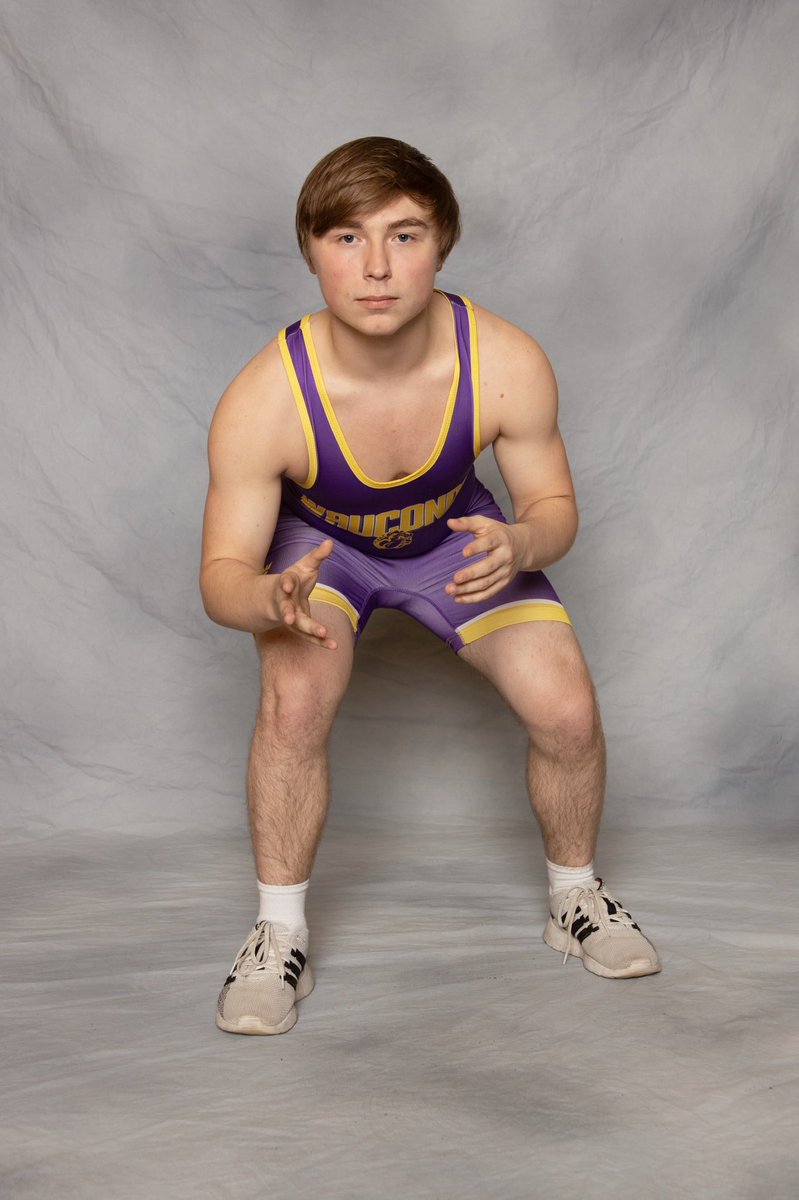 behindthelenz12's tweet photo. Junior year....💜💛🤼‍♂️💛💜 https://t.co/ABgZkl8607