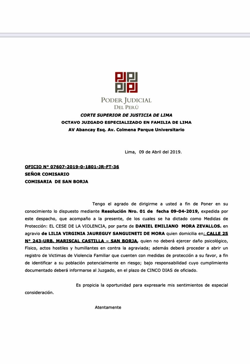 Sonqosua57's tweet photo. Una gravísima.denuncia policíal y judicial pesa contra el candidato del partido Morado Daniel Mora Zevallos por violencia familiar interpuesta por su propia esposa, Lilia Jaureguy Sanguinetti, quien lo acusa de haberla golpeado, roto la nariz y pateado en el piso https://t.co/uW5xgS0wGc