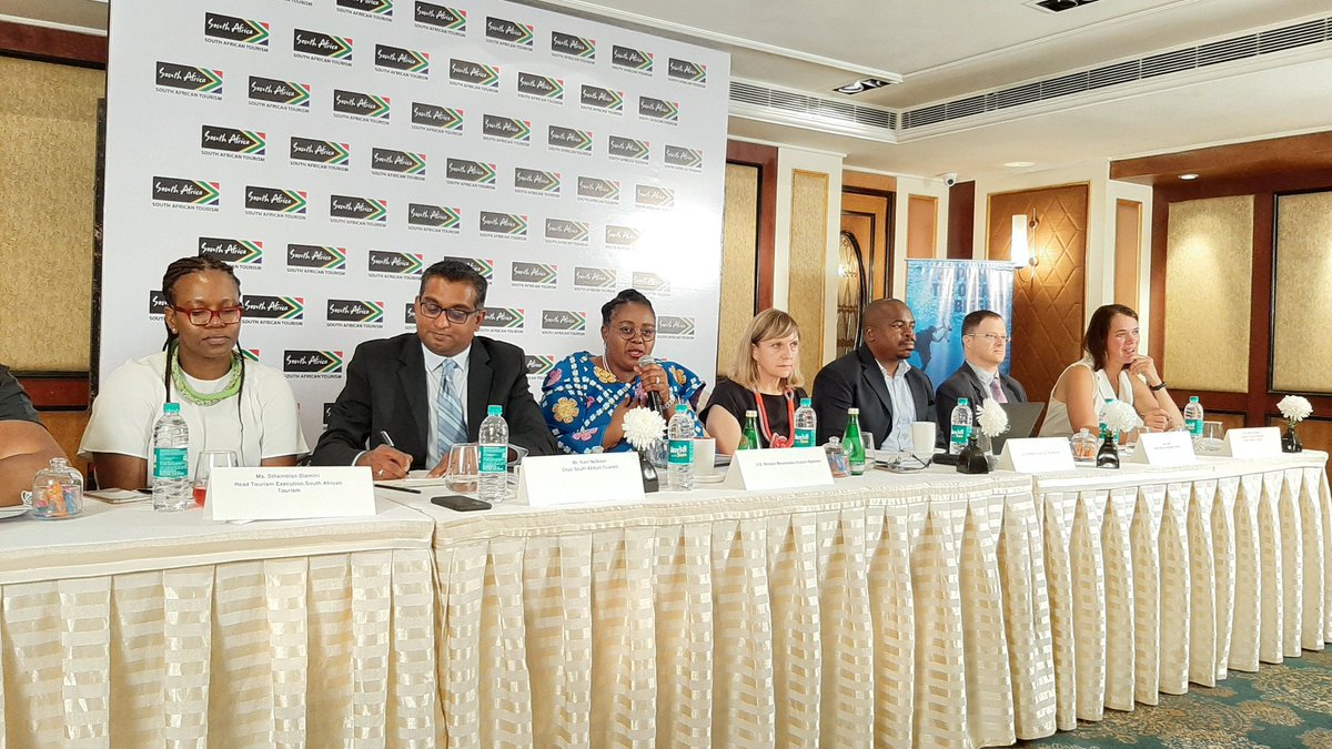 mpume24's tweet photo. Tourism Minister @mmKubayiNgubane has started off day-two of the roadshow by engaging  India's Trade CEOs  where she , to much excitement, formally  informed them that the new e-Visa system was going to be piloted in their country next week. @Tourism_gov_za
#WeDoTourism https://t.co/yBDwftX5dU