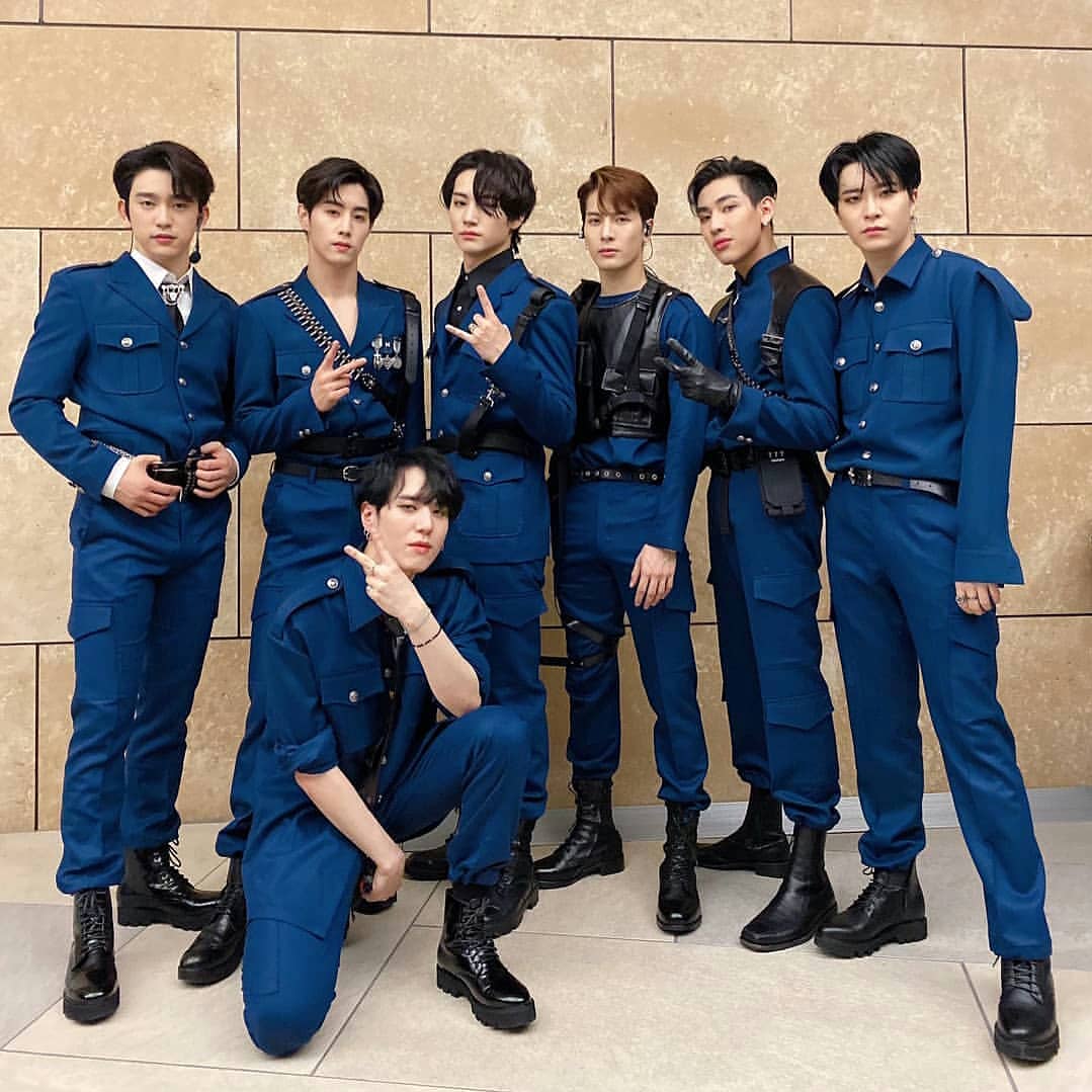 jbjb_77's tweet photo. 🎉Happy 6th Anniversary with GOT7💚 รักพวกคุณมากนะ ขอบคุณสำหรับ6ปีที่ผ่านมา อนาคตจะเป็นยังไงก็จะอยู่กับGot7ต่อไป จากที่ไม่เคยคิดจะติ่งเกาหลีแล้วก็มาโดนตกจนได้555 จะซัพพอร์ตอยู่เคียงข้างตลอดไป💚 
#갓세븐과_함께하는_6번째_페이지
#6YearsSpinningWithGOT7
#6thPageWithGOT7
#GOT7 https://t.co/dr7rPFQFSD